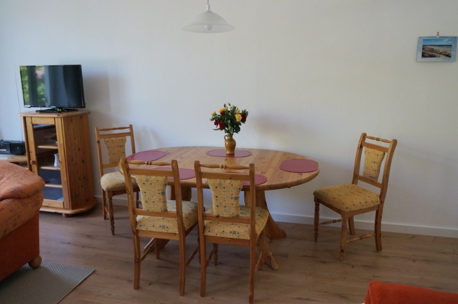 Bild: Essecke mit Stühlen